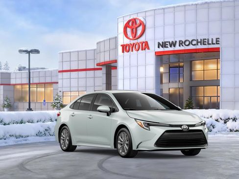 New 2026 Toyota Corolla XLE image 15