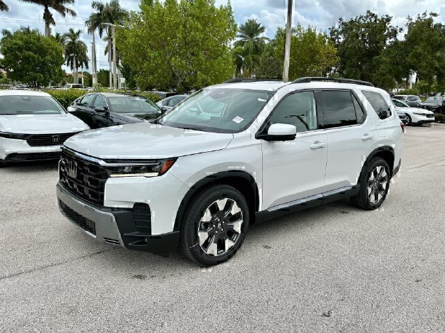 New 2026 Honda Pilot Elite image 3