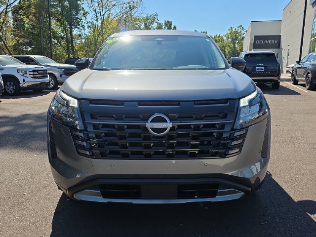 Used 2026 Nissan Pathfinder SL FWD image 8