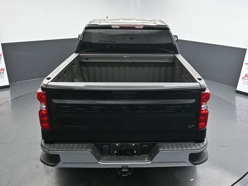 Used 2022 Chevrolet Silverado 1500 LT image 16