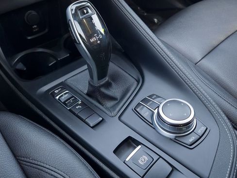 Used 2021 BMW X1 sDrive28i w/ Convenience Package FWD image 11