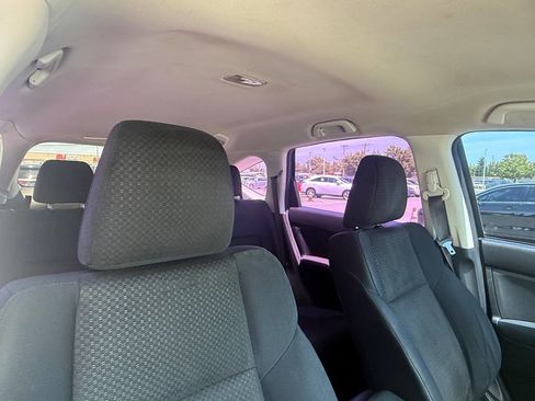 Used 2015 Honda CR-V LX image 17