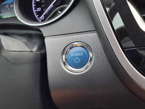 Used 2023 Toyota Camry XLE FWD image 13