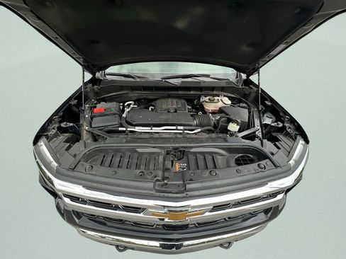 Used 2023 Chevrolet Silverado 1500 LT AWD/4WD image 25