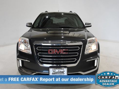 Used 2017 GMC Terrain SLT w/ Open Road Package FWD image 2