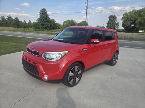 Used 2015 Kia Soul ! FWD image 4