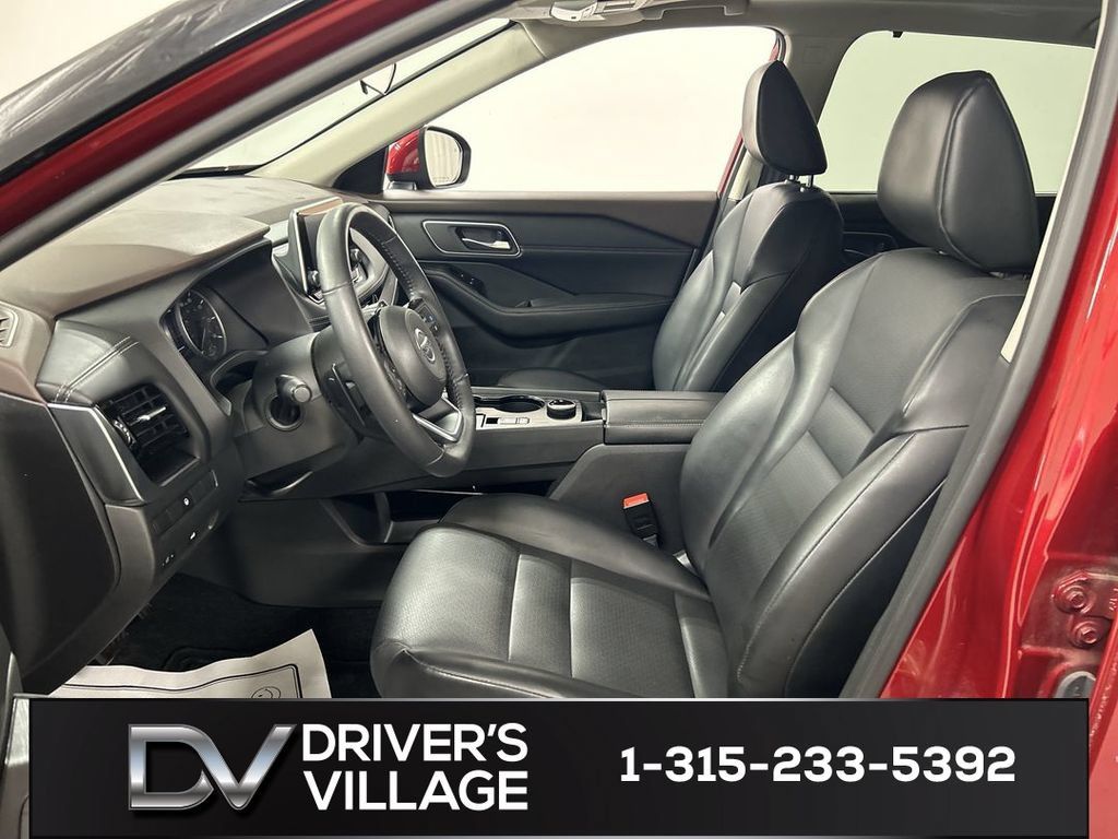 Used 2021 Nissan Rogue SV w/ Premium Package AWD/4WD image 9