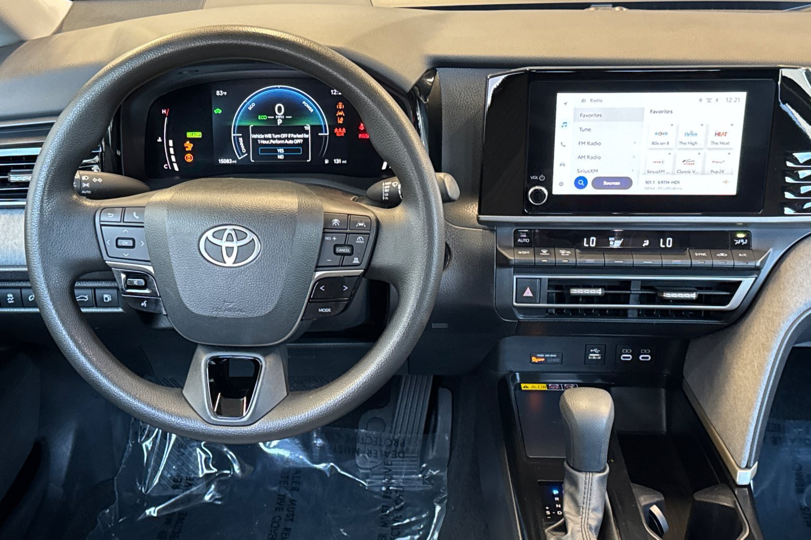 Used 2025 Toyota Camry LE FWD image 18