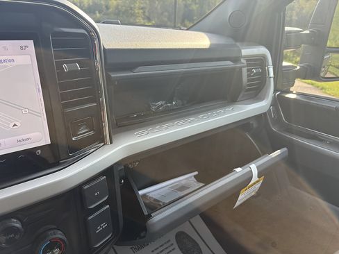 New 2027 Ford F350 XLT w/ XLT Premium Package AWD/4WD image 34