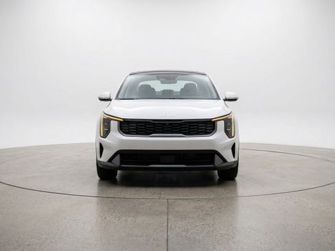 Used 2025 Kia K4 LXS image 2