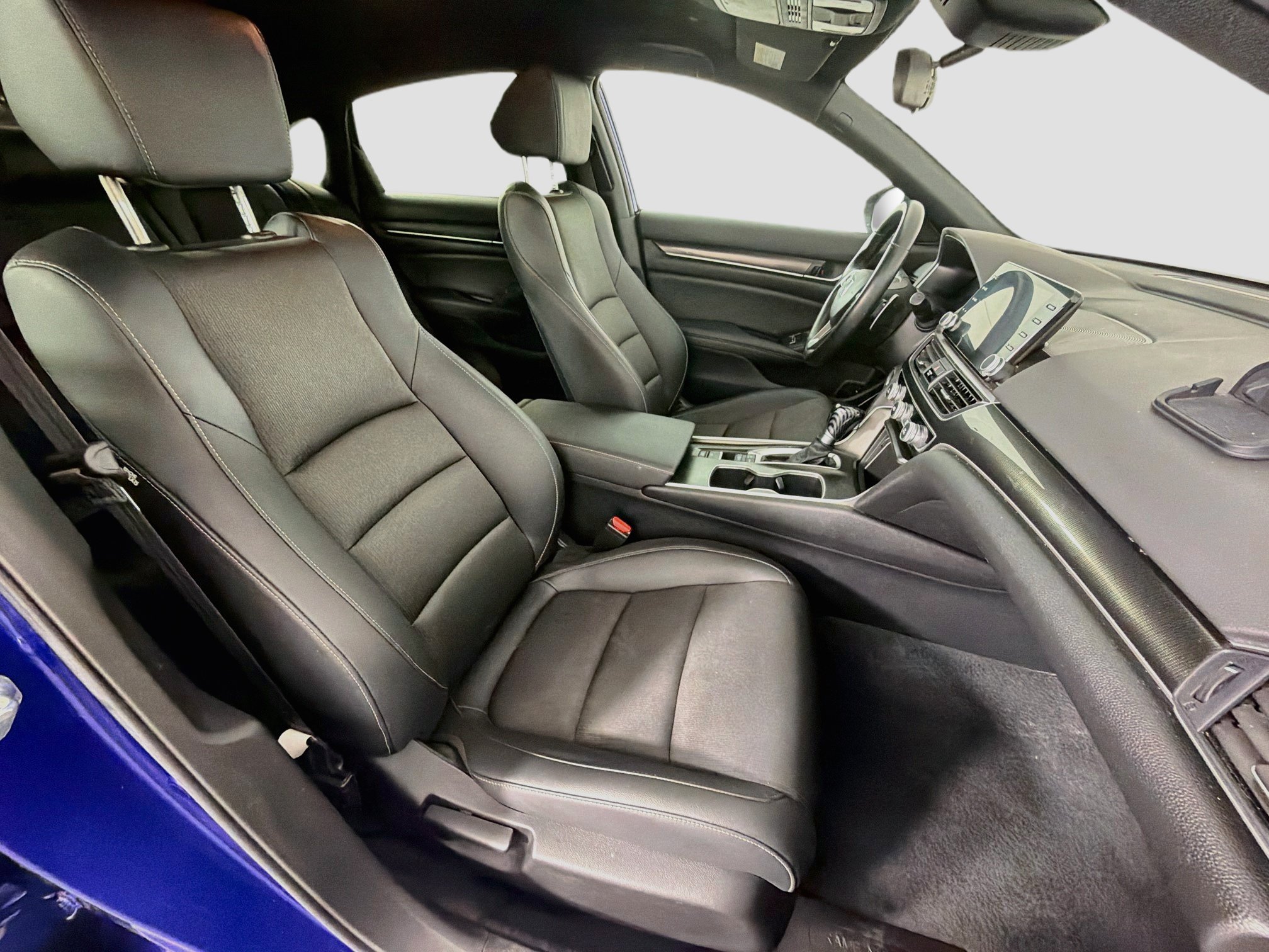 Used 2022 Honda Accord Sport image 28