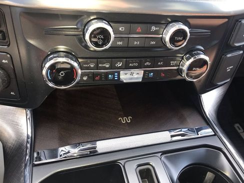 Used 2025 Ford F150 King Ranch AWD/4WD image 19