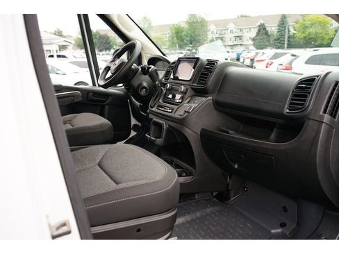 Used 2023 RAM ProMaster 2500 image 21