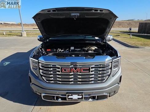 Used 2024 GMC Sierra 1500 Denali w/ Denali Reserve Package AWD/4WD image 31