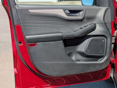 Used 2022 Ford Escape SE w/ Convenience Package AWD/4WD image 6