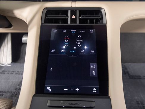 Certified 2022 Porsche Taycan RWD image 24