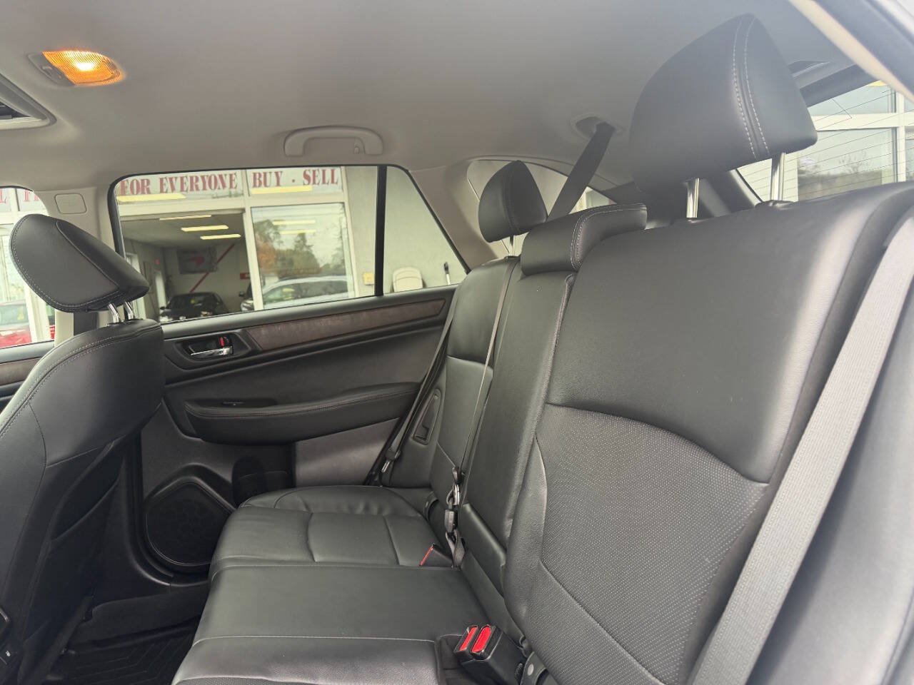Used 2017 Subaru Outback 2.5i Limited AWD/4WD image 25