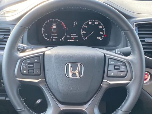 Used 2025 Honda Ridgeline RTL image 9