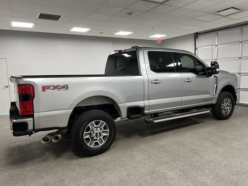 Used 2024 Ford F350 Lariat image 13