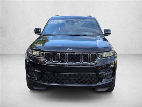 New 2025 Jeep Grand Cherokee Laredo X w/ Luxury Tech Group I image 2