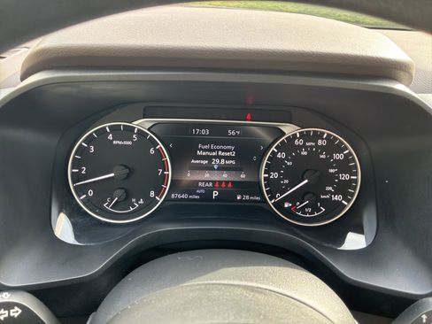 Used 2021 Nissan Rogue S AWD/4WD image 15
