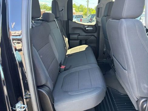 Used 2022 Chevrolet Silverado 1500 LT AWD/4WD image 16
