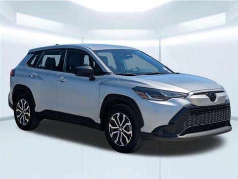 Used 2025 Toyota Corolla Cross AWD Hybrid image 8