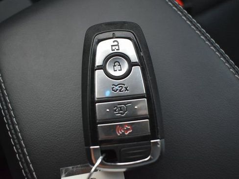 Used 2025 Ford Mustang Mach-E Premium image 34