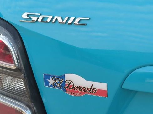 Used 2020 Chevrolet Sonic LT w/ Convenience Package image 29