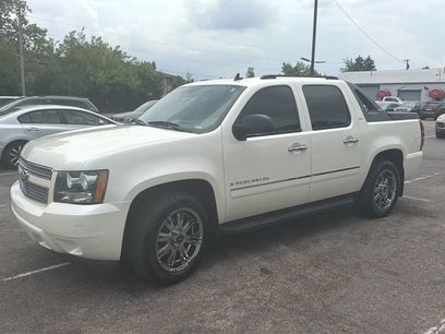 Used 2009 Chevrolet Avalanche LTZ