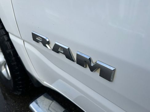 Used 2022 RAM 1500 Big Horn image 32