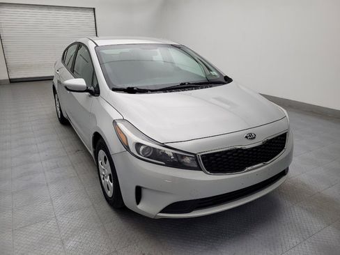 Used 2017 Kia Forte LX image 13