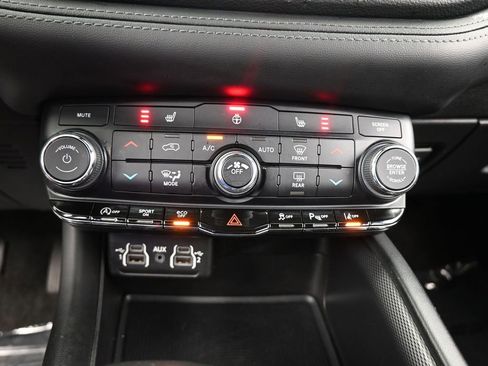 Used 2022 Dodge Durango GT image 26