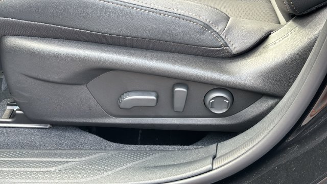 New 2026 Subaru Outback Limited AWD/4WD image 19