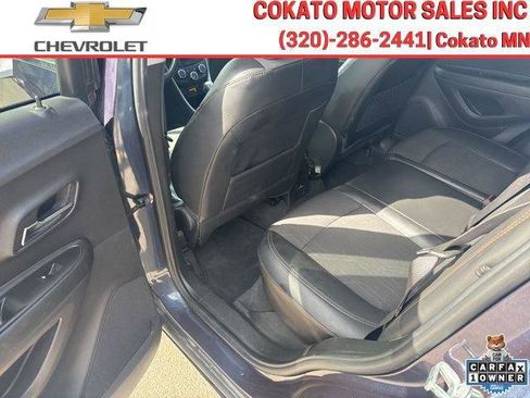 Used 2019 Chevrolet Trax LT w/ LT Convenience Package image 11