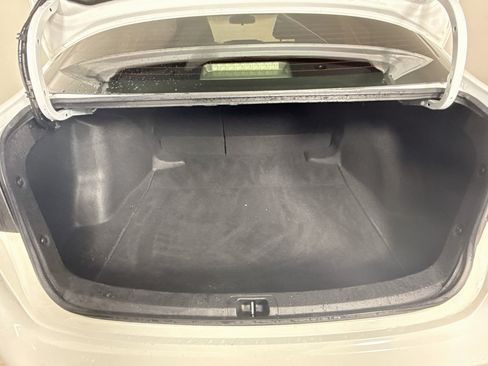 Used 2022 Toyota Corolla LE FWD image 31