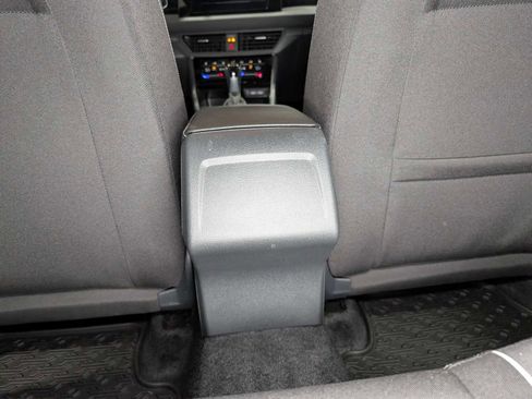 Used 2025 Volkswagen Jetta Sport image 21