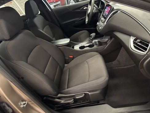 Used 2023 Chevrolet Malibu LT FWD image 27