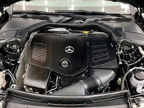 Used 2022 Mercedes-Benz C 300 Sedan image 9