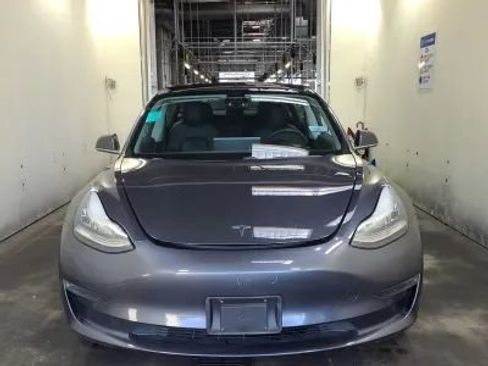 Used 2019 Tesla Model 3 Performance AWD/4WD image 2