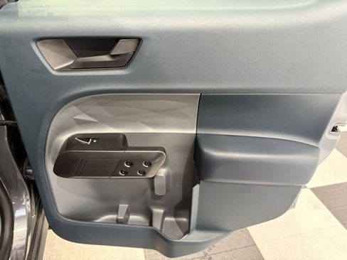 New 2025 Ford Maverick Lariat w/ Black Appearance Package image 24