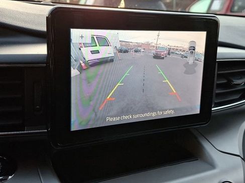 Used 2021 Ford Explorer XLT w/ Equipment Group 202A image 29