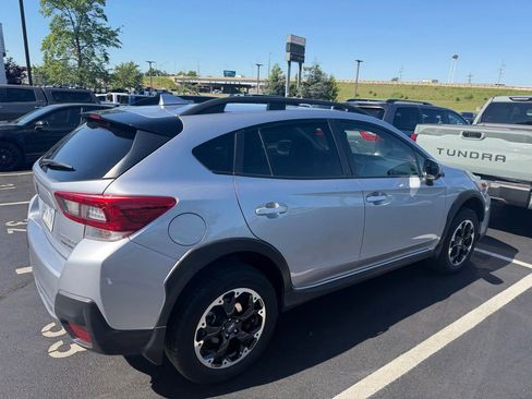 Used 2023 Subaru Crosstrek 2.0i Premium AWD/4WD image 9