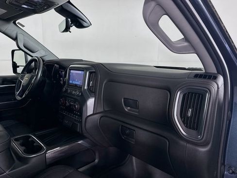 Certified 2020 Chevrolet Silverado 2500 LTZ w/ LTZ Plus Package image 32