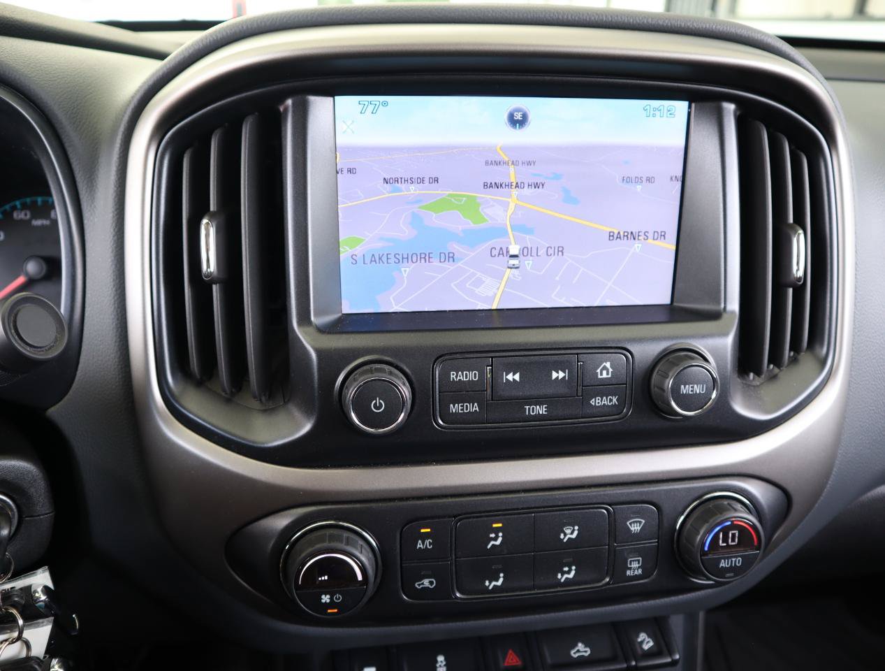 Used 2015 Chevrolet Colorado Z71 AWD/4WD image 49