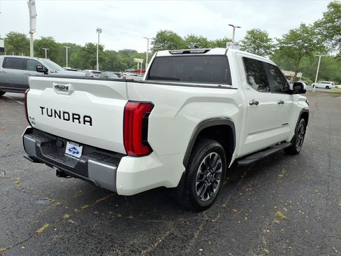 Used 2024 Toyota Tundra Limited w/ Power Package AWD/4WD image 7