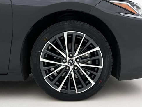 Certified 2023 Lexus ES 300h w/ Premium Package image 33