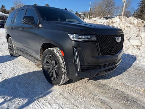 Used 2021 Cadillac Escalade Premium Luxury image 6