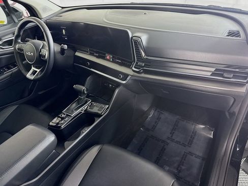 Used 2024 Kia Sportage EX image 31