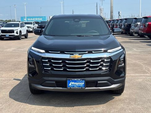 New 2026 Chevrolet Equinox LT FWD image 2